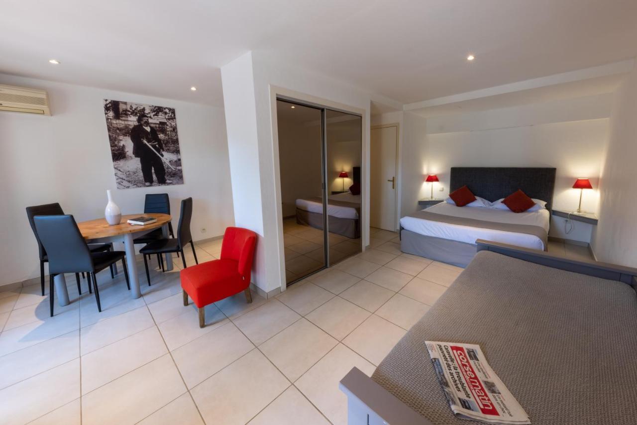 Hotel Casa Rossa & Spa LʼÎle-Rousse エクステリア 写真