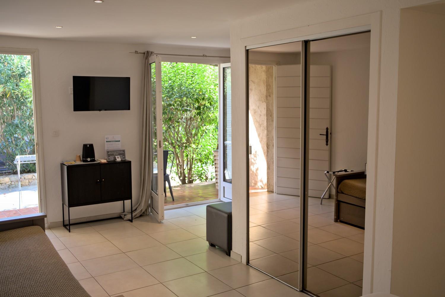 Hotel Casa Rossa & Spa LʼÎle-Rousse エクステリア 写真